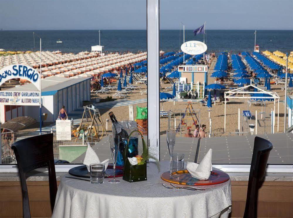 Hotel Ghirlandina Римини Экстерьер фото