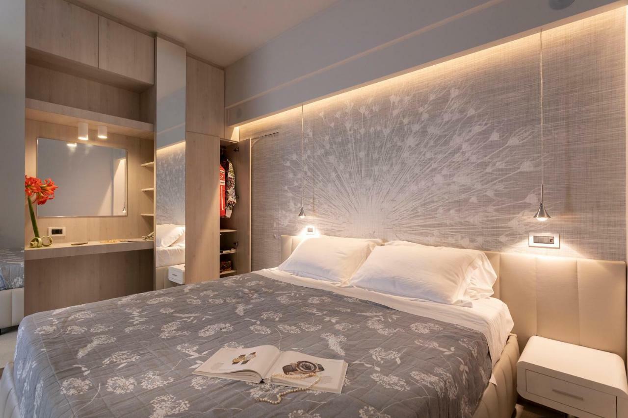 Hotel Ghirlandina Римини Экстерьер фото